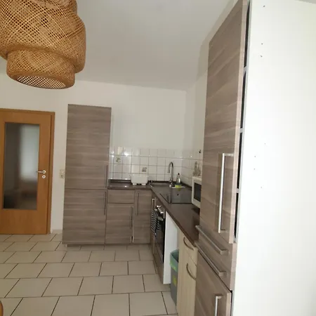 Helle 2zimmerwohnung Mit Grosser Kueche, 65m2, 4 Einzelbetten De, Pl, Eng Leipzig